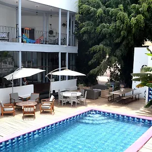 Hostal Quiksilver Boardriders Surf Camp, Dakar